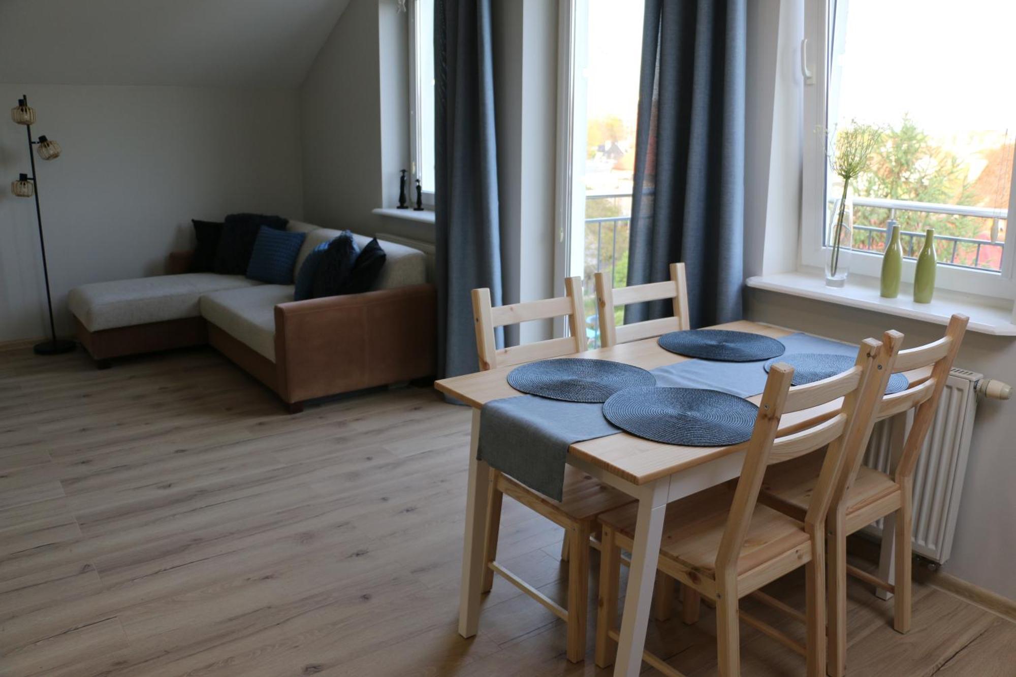 Apartament Pod Platanami Kolobrzeg Luaran gambar